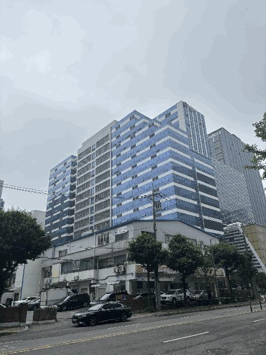 서울특별시 금천구 가산동 327-5 지밸리더리브스마트타워 제7층 제712호 아파트형공장 경매 사진 1