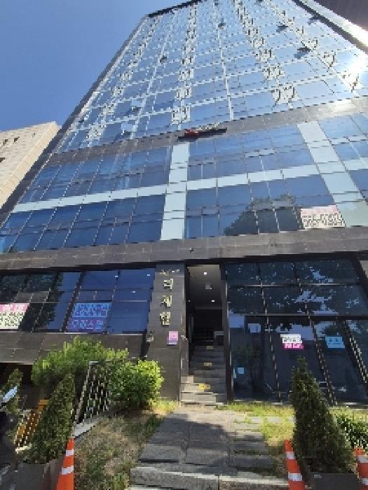 서울특별시 강남구 논현동 202-10 리체힐신논현오피스텔 에이동 15층1509호 오피스텔 경매 사진 6