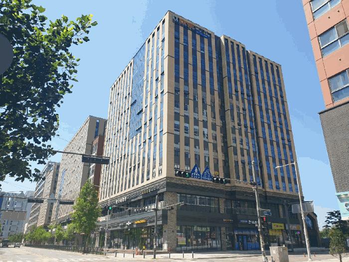 경기도 김포시 구래동 6871-12 디원시티 시그니처 지식산업센터 7층749호 아파트형공장 경매 사진 2