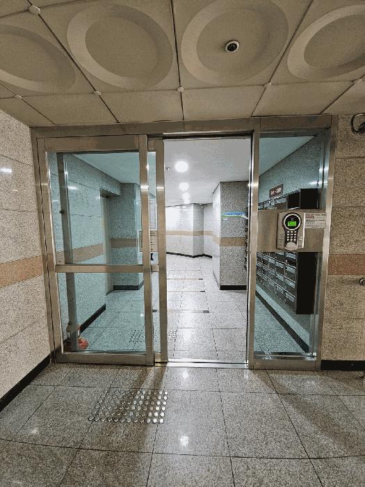 부산광역시 부산진구 전포동 876-4 에메랄드홈 101동 14층1403호 아파트 경매 사진 3