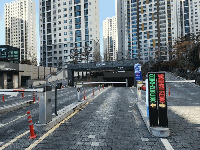 경기도 평택시 동삭동 388-13 더샵지제역센트럴파크2블럭 202동 13층1303호 아파트 경매 사진 1