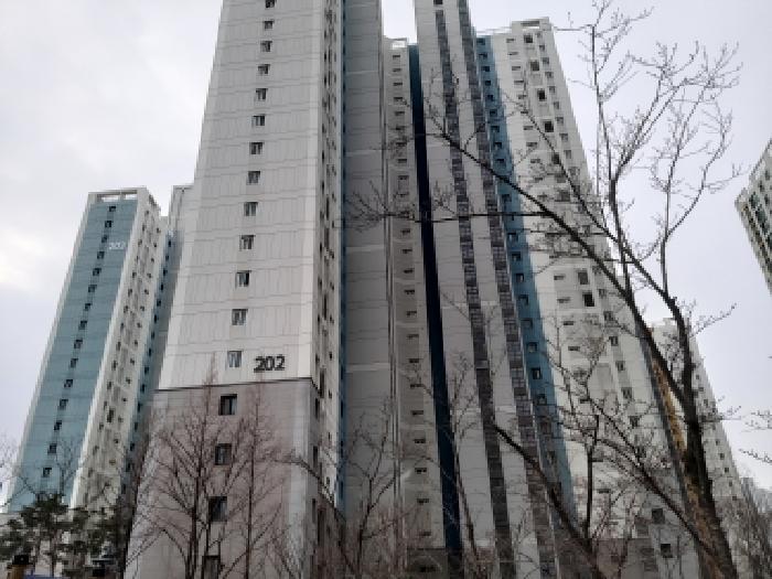 경기도 평택시 동삭동 388-13 더샵지제역센트럴파크2블럭 202동 13층1303호 아파트 경매 사진 2