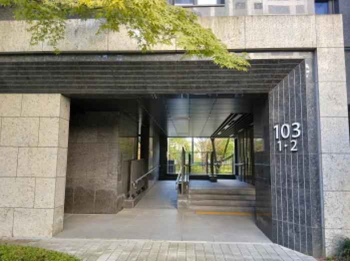경기도 성남시 분당구 대장동 592 판교퍼스트힐푸르지오1단지 103동 1층102호 아파트 경매 사진 10