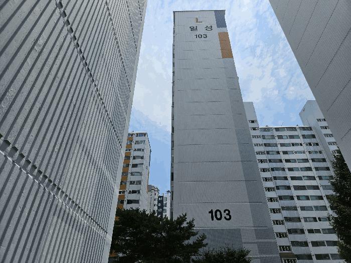 전북특별자치도 전주시 완산구 평화동1가 522 103동 1층106호 아파트 경매 사진 1
