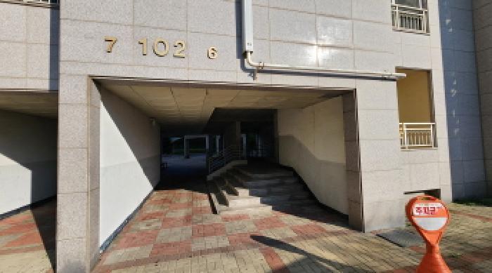 전북특별자치도 군산시 미룡동 71 금광베네스타 102동 2층206호 아파트 경매 사진 4