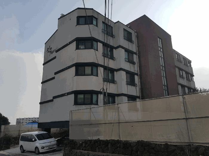 제주특별자치도 서귀포시 남원읍 남원중앙로 31, 5층 501호 (선우빌리지2차)구) 제주특별자치도 서귀포시 남원읍 남원리 1276-2 다세대(빌라) 경매 사진 3