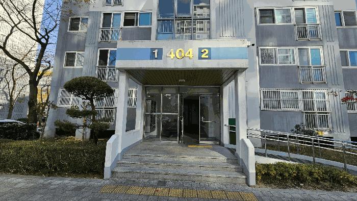 경상남도 창원시 마산회원구 내서읍 삼계리 506 숲속마을주공그린빌4단지 404동 14층1401호 아파트 경매 사진 2