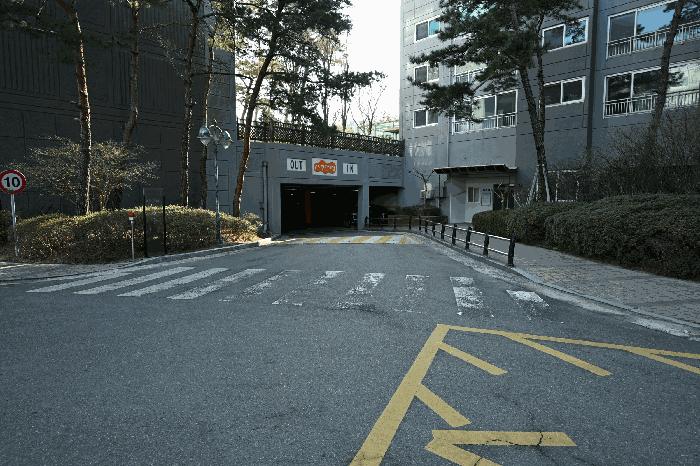 광주광역시 서구 화정동 400-16 꽃담마을 이-편한세상 102동 3층302호 아파트 경매 사진 2