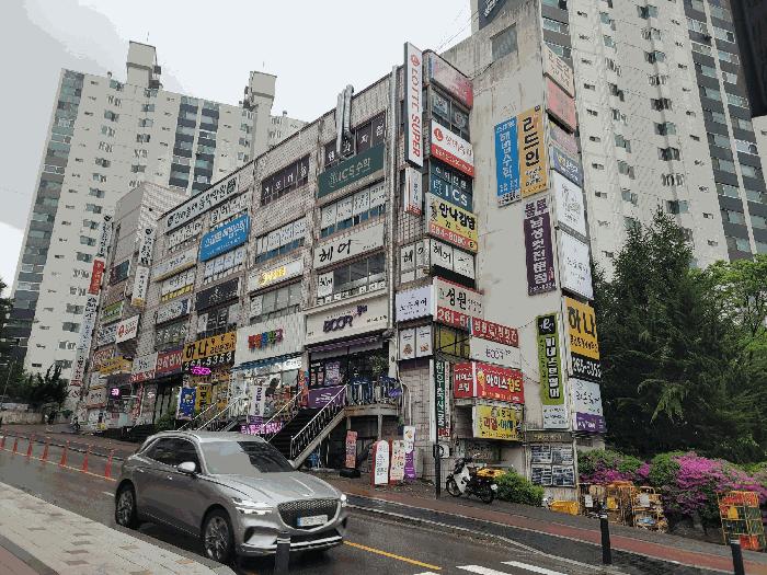 경기도 용인시 수지구 상현동 30 진산마을성원상떼빌아파트 상가 2동 4층402호 근린상가 경매 사진 9