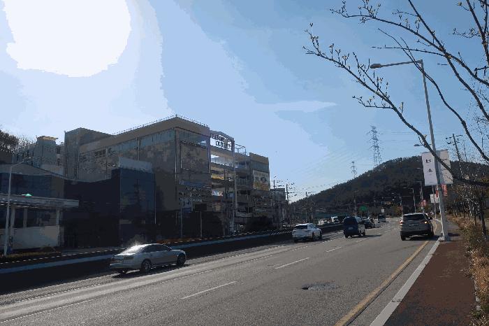 부산광역시 기장군 장안읍 좌천리 436-16 힐탑프리미엄아울렛 에이동 1층105호 근린상가 경매 사진 2