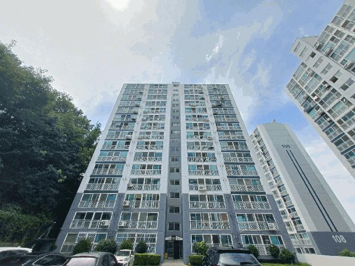경상남도 사천시 용현면 신복리 7-1 동강아뜨리에 109동 6층601호 아파트 경매 사진 2