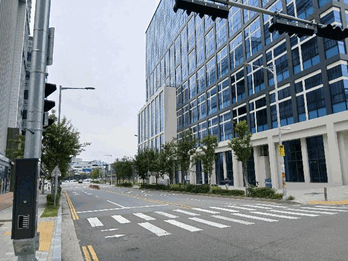 충청남도 아산시 탕정면 용두리 695 더콜럼버스 7층 725호 아파트형공장 경매 사진 2