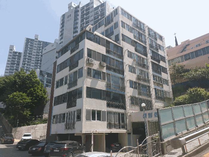 부산광역시 해운대구 재송동 1045-2 화송빌라 7층703호 아파트 경매 사진 1