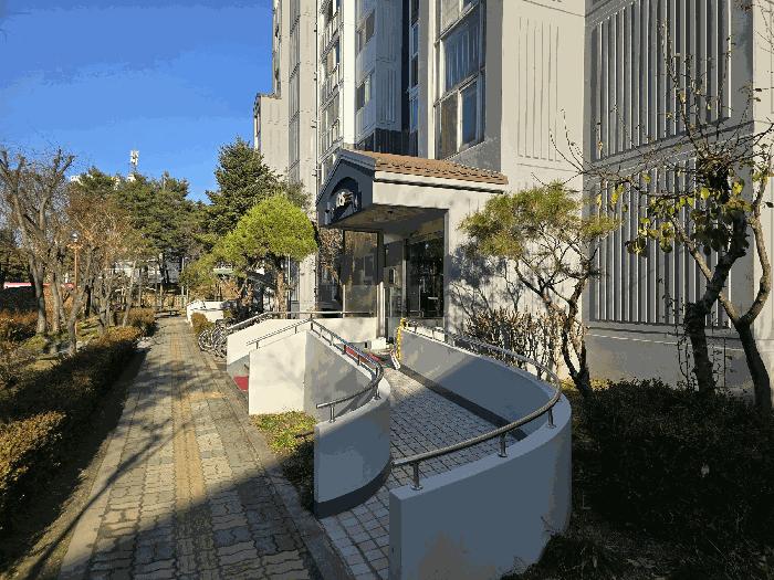 대전광역시 유성구 장대동 344 드림월드아파트 105동 7층703호 아파트 경매 사진 2