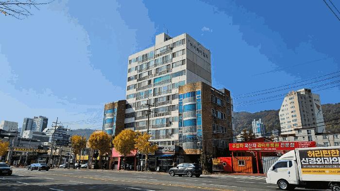 경상남도 창원시 마산합포구 월포동 2-102 하이파이빌라 4층비호 근린상가 경매 사진 1