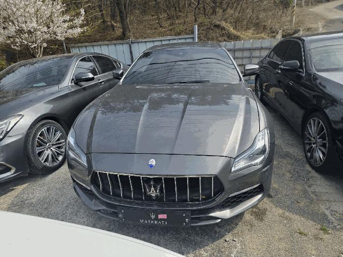 경남 마산회원구 차량