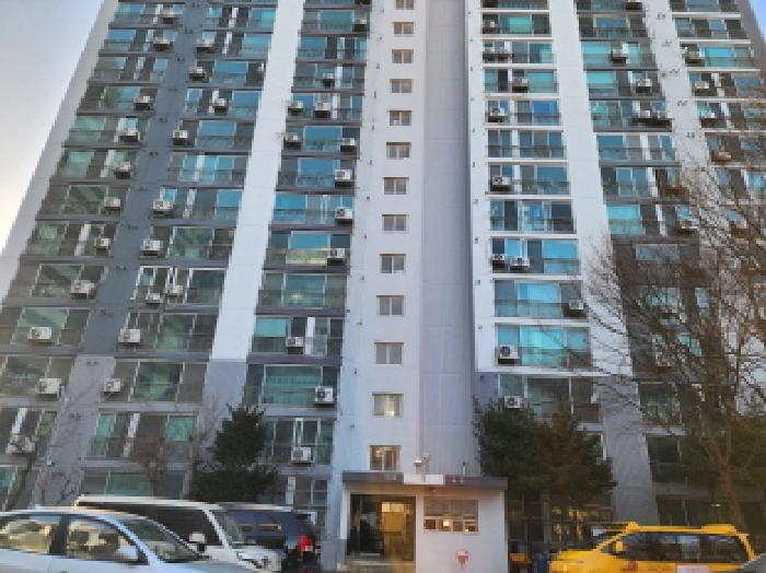 경기도 화성시 팔탄면 삼천병마로 584, 101동 15층1501호 (진우아파트)구) 경기도 화성시 만세구 팔탄면 가재리 692-1 아파트 경매 사진 1