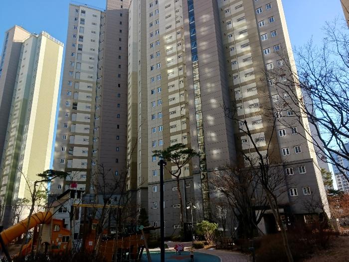 경기도 광주시 태봉로 176, 1613동 1층102호 (태전동,힐스테이트태전)구) 경기도 광주시 태전동 703 아파트 경매 사진 1