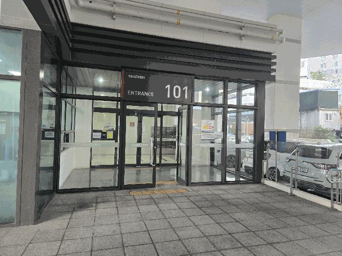 부산광역시 수영구 민락동 181-79 광안케이씨씨스위첸하버뷰 17층101동1706호 아파트 경매 사진 3