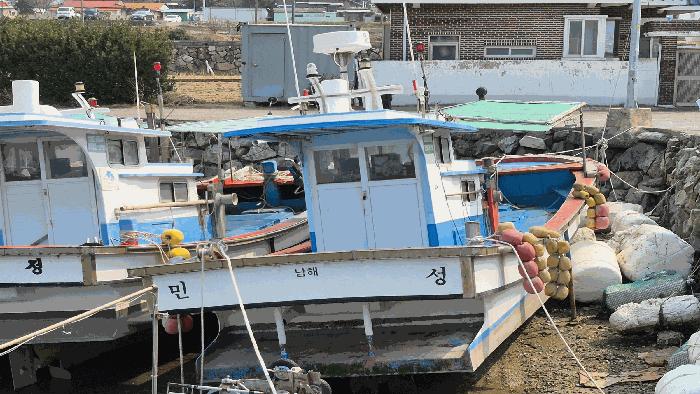남해군 창선면 대벽항 선박 경매 사진 3