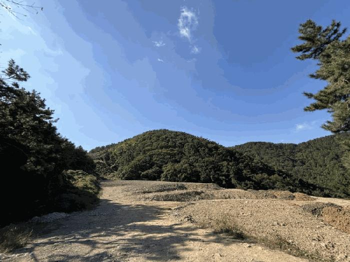 경상남도 거제시 장목면 율천리 산112 임야 경매 사진 2