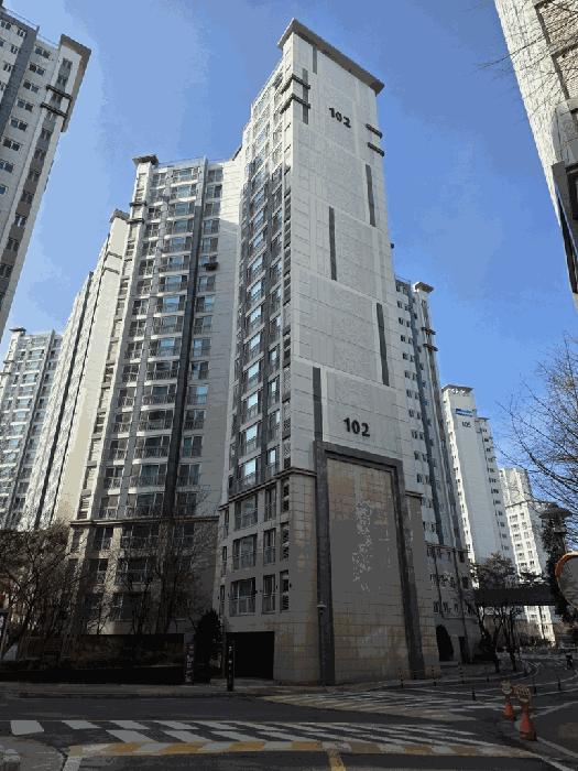 서울특별시 양천구 신월동 1063 신정뉴타운롯데캐슬 제102동 제17층 제1701호 아파트 경매 사진 1