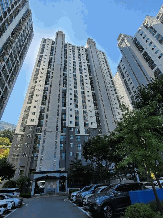 부산광역시 사상구 엄궁동 680-2 엄궁동쌍용스윗닷홈 105동 2층202호 아파트 경매 사진 2