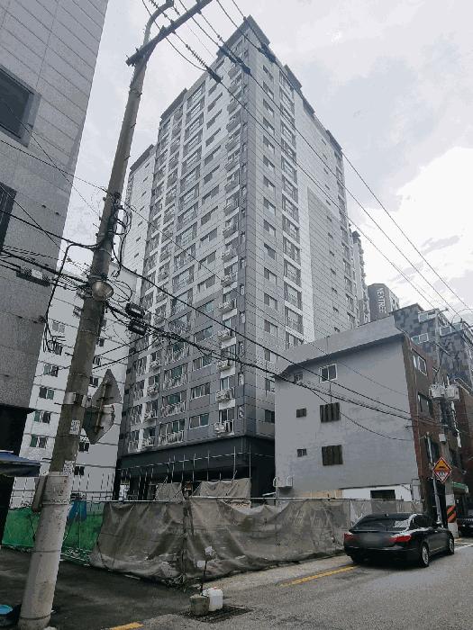 부산광역시 서구 서대신동1가 34-2 대신에코팰리스 8층807호 오피스텔 경매 사진 1