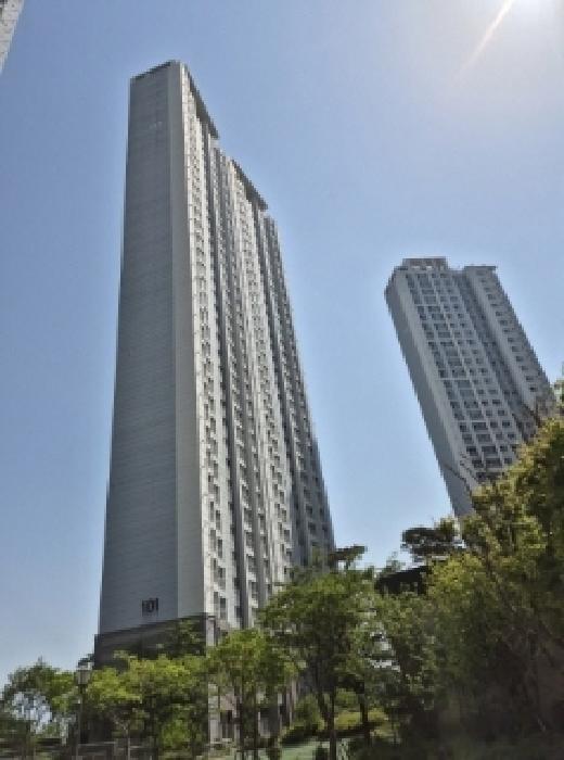 울산광역시 북구 산하동 1033-1 울산블루마시티2차푸르지오 101동 24층2403호 아파트 경매 사진 9