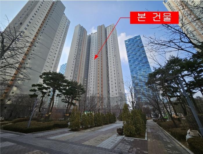 인천광역시 연수구 컨벤시아대로130번길 100, 1803동 34층3403호 (송도동,송도더샵그린워크3차)구) 인천광역시 연수구 송도동 19-3 아파트 경매 사진 4