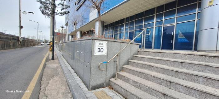 인천광역시 서구 가석로 30, 1층 123호 (가좌동,광양프런티어밸리3차)구) 인천광역시 서구 가좌동 274-1 근린상가 경매 사진 2