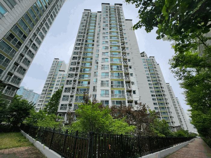 부산광역시 동래구 사직동 1020 사직2차쌍용예가 205동 13층1304호 아파트 경매 사진 2