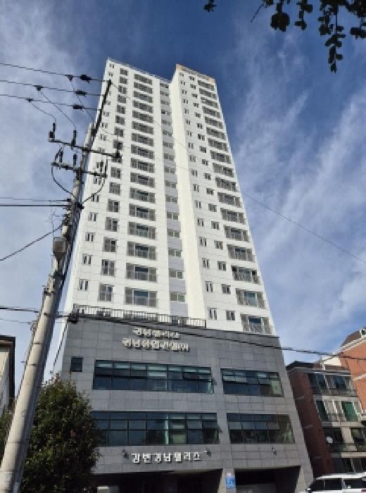 울산광역시 중구 학성동 203-12 강변경남팰리스 8층801호 아파트 경매 사진 3
