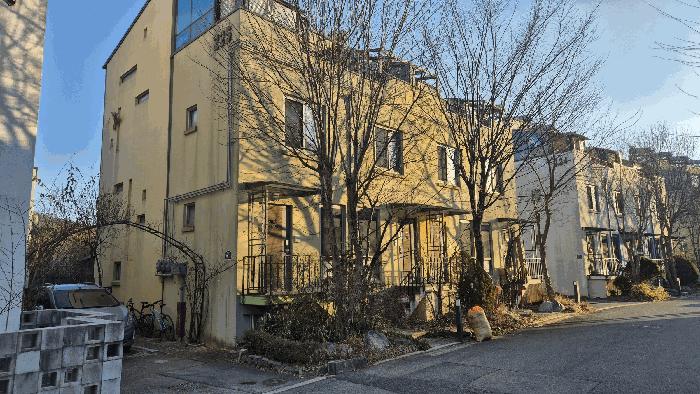 경기도 파주시 야당동 243-23 1,2,3,4층102호구) 경기도 파주시 야당동 243-23 다세대(빌라) 경매 사진 1