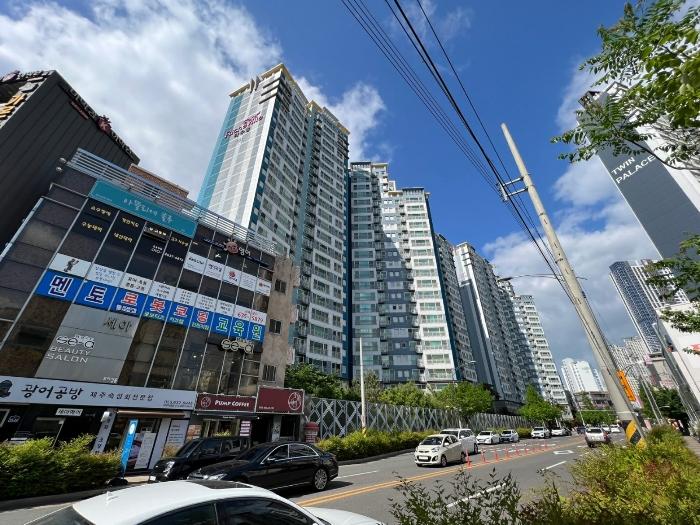 대구광역시 달서구 진천로 77, 108동 3층304호 (진천동,진천역계룡리슈빌아파트)구) 대구광역시 달서구 진천동 602 아파트 경매 사진 1