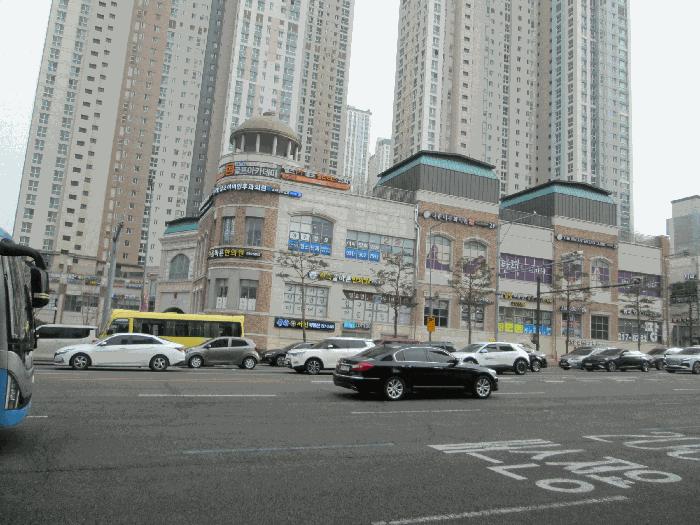 경기도 수원시 영통구 원천동 589 광교중흥에스클래스판매시설 지1층비1-124호 근린상가 경매 사진 9