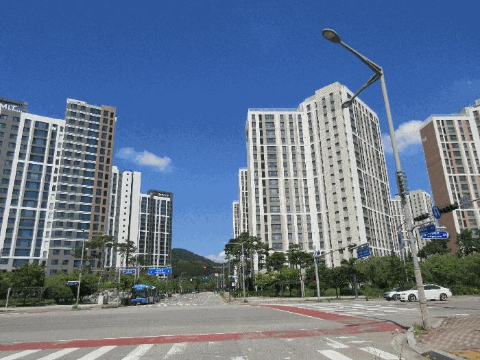 인천광역시 중구 운남동 1680-2 이편한세상영종하늘도시 101동 6층602호 아파트 경매 사진 2
