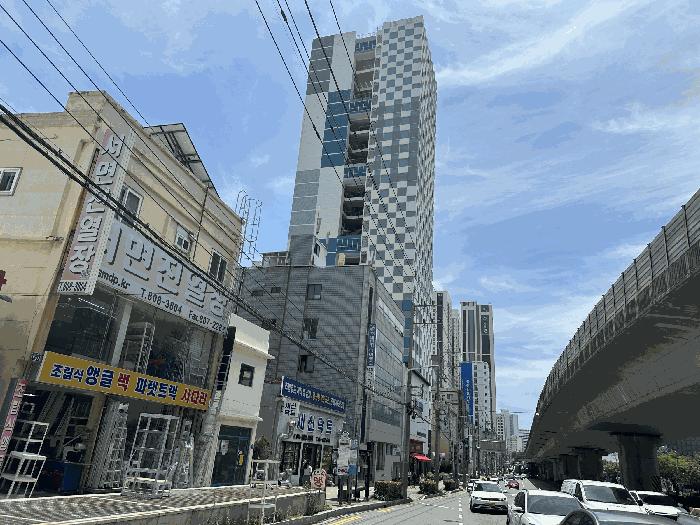 부산광역시 남구 문현동 470-9 금융센터디온플레이스 23층2304호 오피스텔 경매 사진 2