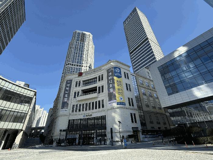 부산광역시 남구 전포대로 133, 1층아이에프씨부산오슬로파크104 (문현동,문현금융단지아이에프씨부산복합시설)구) 부산광역시 남구 문현동 1227-2 근린상가 경매 사진 3