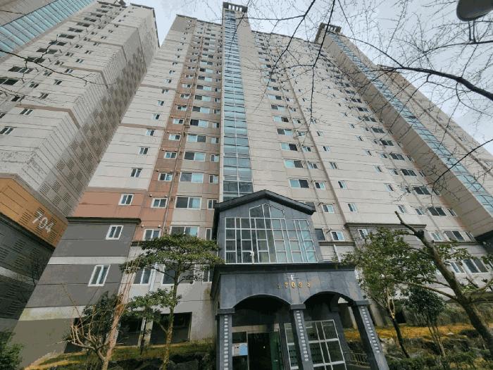 전라남도 광양시 광양읍 용강리 907 광양송보파인빌7차아파트 703동 15층 1502호 아파트 경매 사진 2