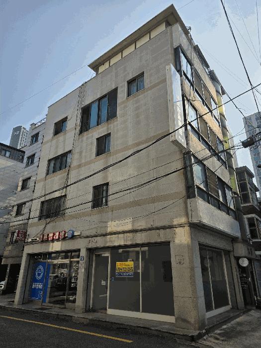 서울특별시 동작구 대방동 411-10 대지 경매 사진 1