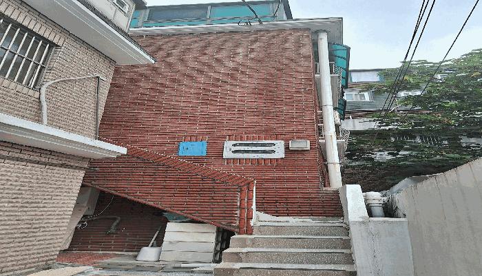 서울특별시 서대문구 창천동 13-48 근린시설 경매 사진 2