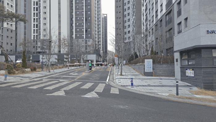 충청남도 천안시 동남구 청수동 435 청수행정타운금호어울림 106동 3층305호 아파트 경매 사진 2