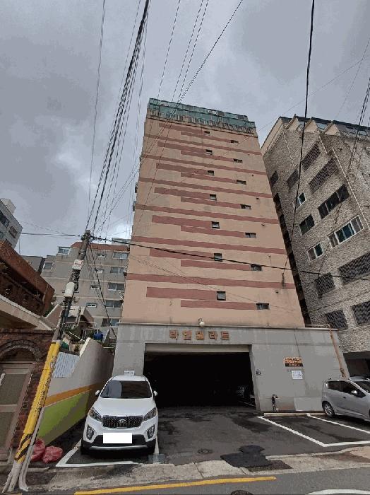 부산광역시 연제구 연산동 469-13 라인빌라트 9층901호 아파트 경매 사진 8