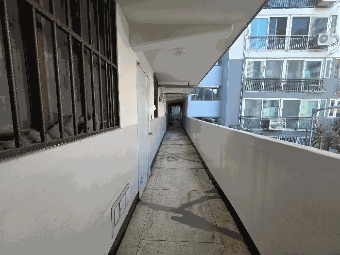 부산광역시 사하구 장림동 532 벽산아파트 3동 2층206호 아파트 경매 사진 2