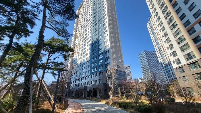 경상남도 창원시 의창구 중동로 33, 206동 26층2601호 (중동,창원중동유니시티2단지)구) 경상남도 창원시 의창구 중동 785 아파트 경매 사진 2