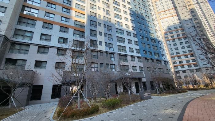 경상남도 창원시 의창구 중동로 33, 206동 26층2601호 (중동,창원중동유니시티2단지)구) 경상남도 창원시 의창구 중동 785 아파트 경매 사진 3