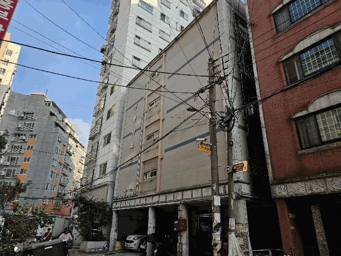인천광역시 부평구 부평동 250-5 신한아파트 3층302호 아파트 경매 사진 4