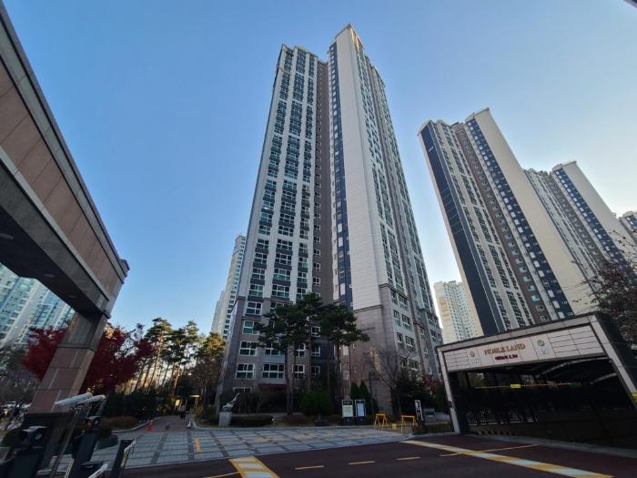 경상남도 양산시 물금읍 새실로 115, 504동 2층203호 (양산물금 대방노블랜드 5차 에듀카운티)구) 경상남도 양산시 물금읍 가촌리 1277-2 아파트 경매 사진 2