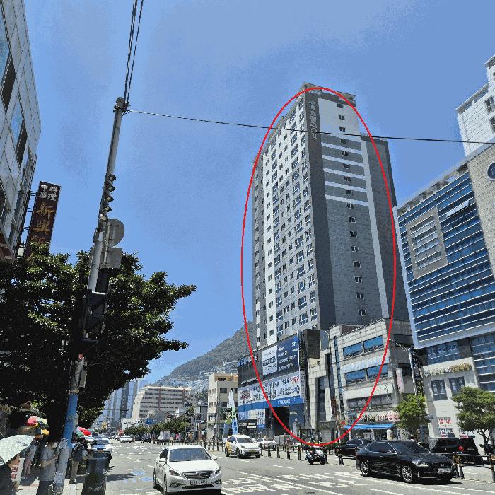 부산광역시 서구 충무동1가 26-4 충무에코팰리스2차 6층603호 아파트 경매 사진 2
